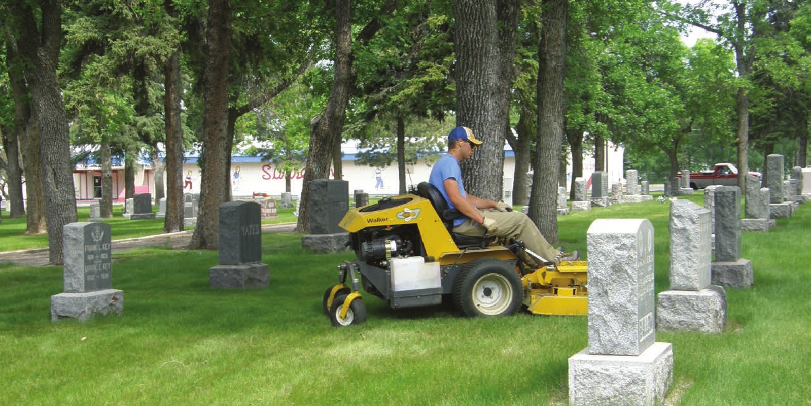 grave_mowing-ci.jpg