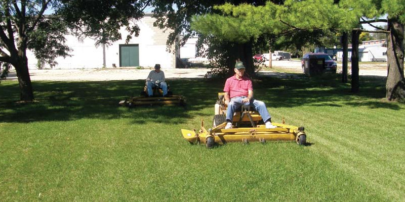 Anderson_mowing